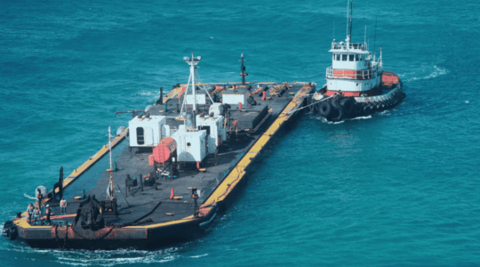 Tug-boat-and-fuel-barge